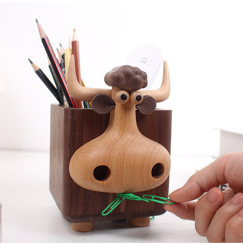 حامل أقلام خشبي على شكل ثور لط - مراجعة Pen Holder Magnetic وسعره